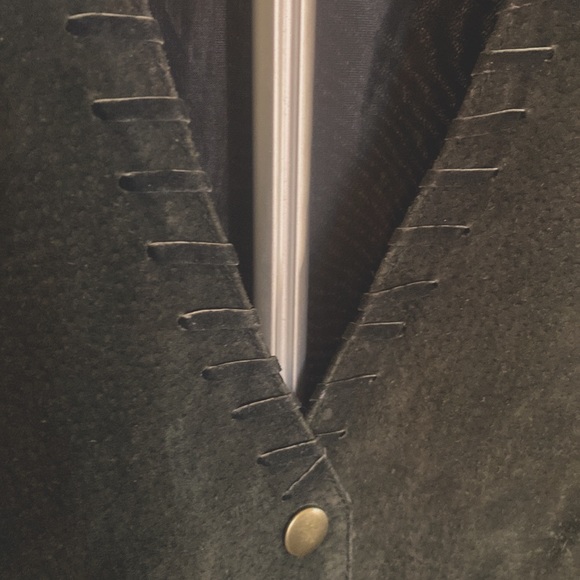 Genuine Nubuck Leather Snap Front Braided Strap with adjustable tie back vest - Picture 4 of 12